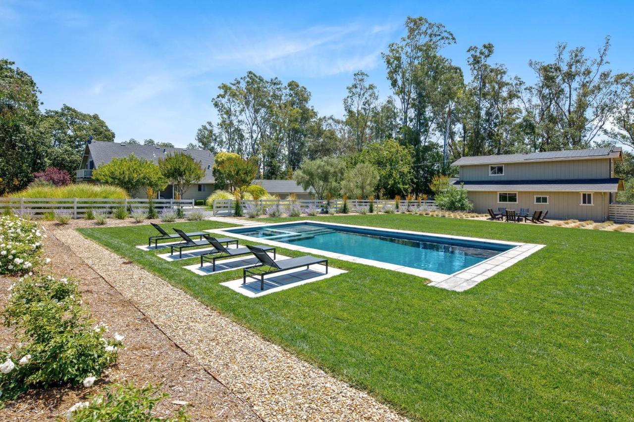 Pearson Manor Villa Sonoma Exterior photo